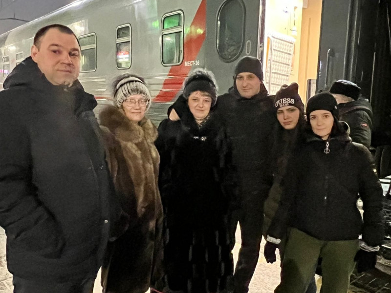 Зырянов Алексей со своими родственниками, проводы на СВО, февраль 2023 г.